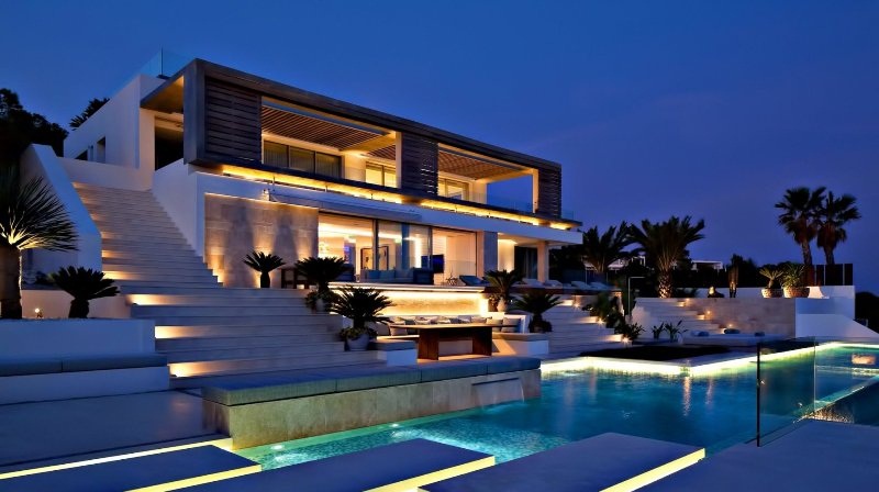 luxury home