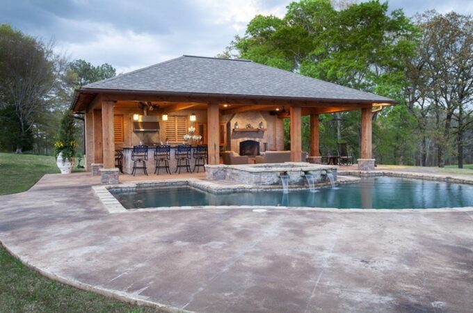 Luxurious Poolside Cabana