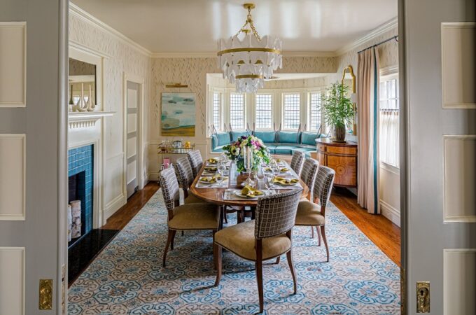 THE ART OF COLOR IN INTERIOR DESIGN: HOW TO SET THE RIGHT MOOD IN YOUR SPACE